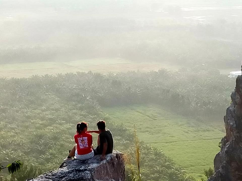 โฮมสเตย์บ้านนายสิงโตเขาคูหา Ban Khu Ha Nai Екстер'єр фото