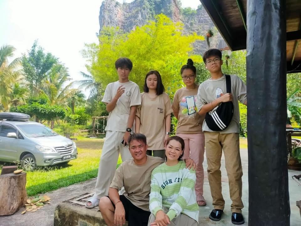 โฮมสเตย์บ้านนายสิงโตเขาคูหา Ban Khu Ha Nai Екстер'єр фото